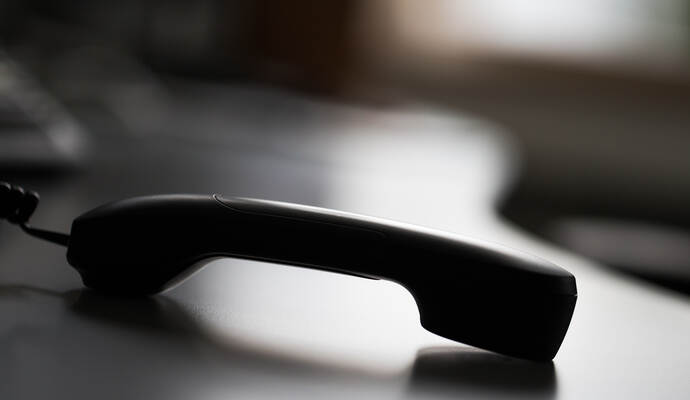 In Karlsruhe und der Region treiben Trickbetrüger am Telefon ihr Unwesen.