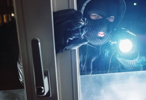 Durch ein Fenster wollten die Einbrecher in das Wohnhaus in Gräfenhausen gelangen.