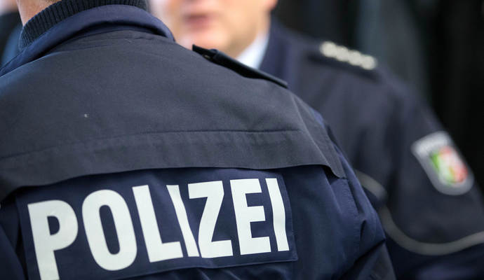 Ein 35-jähriger Mann war trotz Fahrverbot und ohne Zulassung zwischen Birkenfeld und Pforzheim unterwegs.