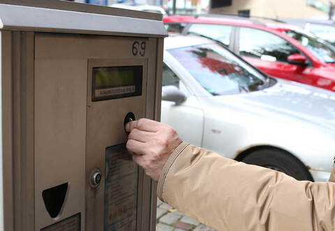 Gratis-Parken wegen Corona ist in Mühlacker und Bad Wildbad kein Thema. Einige Städte in Baden-Württemberg haben die Maßnahme eingeführt, um das Ansteckungsrisiko durch öffentlichen Nahverkehr zu verringern.