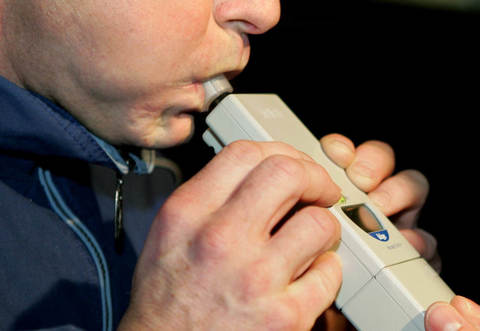 Der betrunkene Motorradfahrer musste eine Blutprobe und seinen Führerschein abgeben.