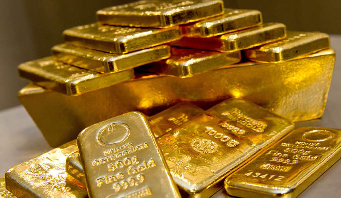 Tja, zum leid der Diebe handelte es sich bei den Goldbarren lediglich um Attrappen. Tja, zum leid der Diebe handelte es sich bei den Goldbarren lediglich um Attrappen.