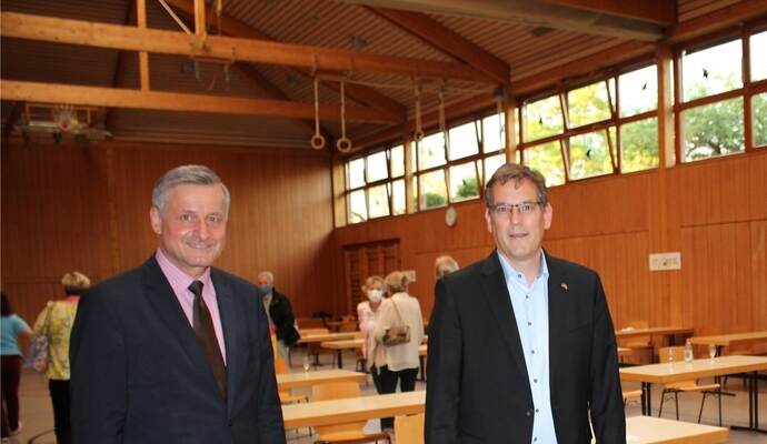 Hans-Ulrich Rülke und Erik Schweickert warnen davor, dass Pforzheim der Verlust des Insolvenzgerichts droht. Hans-Ulrich Rülke und Erik Schweickert warnen davor, dass Pforzheim der Verlust des Insolvenzgerichts droht.
