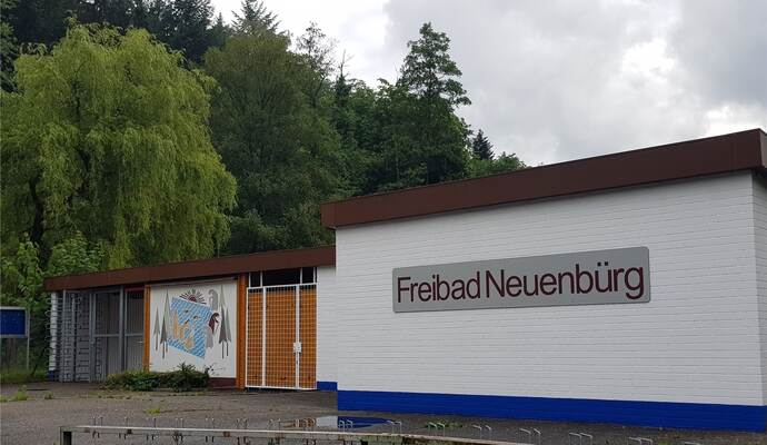 Laut Kämmerin Gabriele Häußermann soll es zwei Besucherzeiten geben: So könnten von 9 bis 13.30 Uhr und von 14.30 bis 19 Uhr je 600 Schwimmer das Freibad nutzen. Archivfoto: Hegel