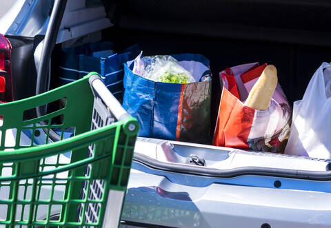 Der entstandene Schaden dürfte die Kosten des Einkaufs deutlich übersteigen.