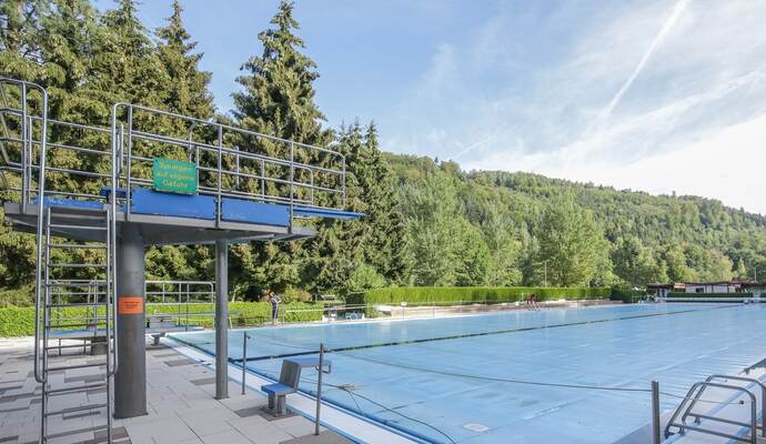 Das Freibad in Neuenbürg muss bis einschließlich Donnerstag geschlossen bleiben. Das Freibad in Neuenbürg muss bis einschließlich Donnerstag geschlossen bleiben.
