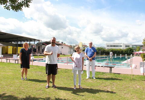 Lebensretter_Niefern_Freibad