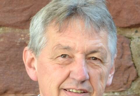 Edgar Schneider spielte in den 1970er Jahren mit Franz Beckenbauer gemeinsam beim FC Bayern München.