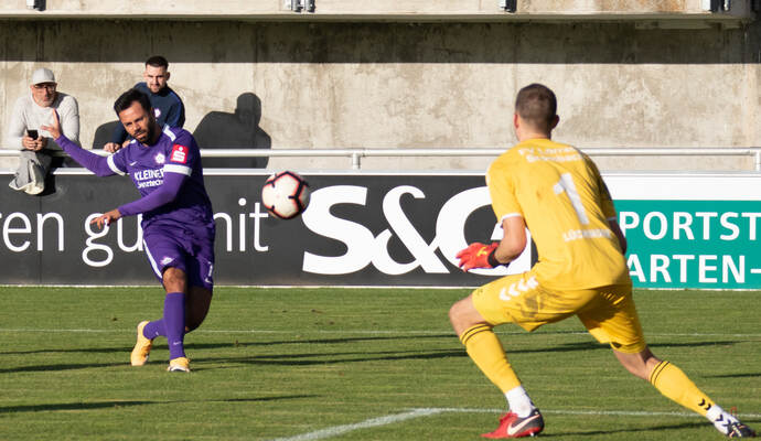 Riccardo Di Piazza erzielte gegen den FV Lörrach-Brombach den späten Siegtreffer für den FC Nöttingen.