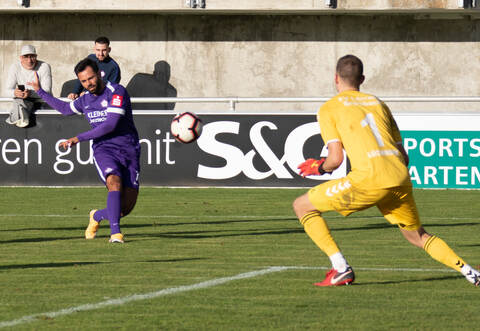 Riccardo Di Piazza erzielte gegen den FV Lörrach-Brombach den späten Siegtreffer für den FC Nöttingen.