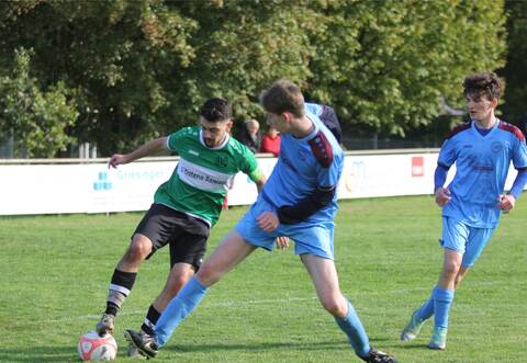 Der SV Sternenfels (grüne Trikots) war im ersten Durchgang gegen den SV Illingen II kaum zu stoppen und erspielte sich noch vor der Pause eine 4:0-Führung. Am Ende stand es sogar 5:0 für die Sternenfelser.