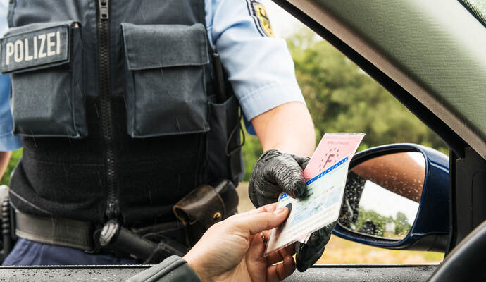 Polizeikontrolle_Symbolbild