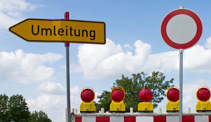 Vom 26. bis 30. Oktober ist die Heilbronner Straße im Bereich des Tiefen Sees in Maulbronn voll gesperrt. Vom 26. bis 30. Oktober ist die Heilbronner Straße im Bereich des Tiefen Sees in Maulbronn voll gesperrt.