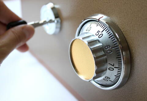 In dem geklauten Tresor befanden sich mehrere Tausend Euro.