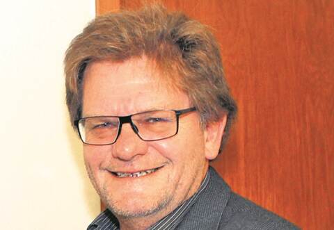 Weil sich Oehler in seinem Griechenlandurlaub mit dem Coronavirus infiziert hatte, musste ein kleiner Teil der Gemeinderäte, die länger als 15 Minuten mit ihm in Kontakt waren, nach der letzten Gemeinderatssitzung in Quarantäne.