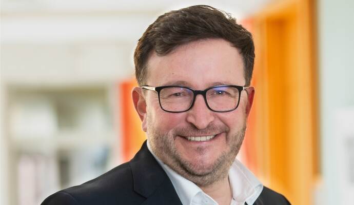 Martin Steiner, Bürgermeister von Birkenfeld, weiß, wie schwierig es ist, neue Gewerbegebiete zu entwickeln. Martin Steiner, Bürgermeister von Birkenfeld, weiß, wie schwierig es ist, neue Gewerbegebiete zu entwickeln.