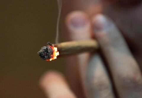 Polizei stellt bei Kontrollen in der Region mehrere betrunkene und berauschte Autofahrer fest