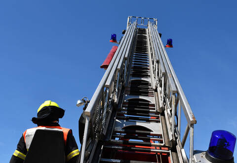 Die Freiwillige Feuerwehr in Königsbach-Stein bekommt eine neue Drehleiter.