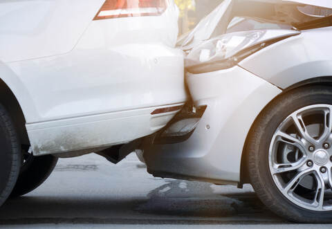 Warum die Polo-Fahrerin auf den Volo auffuhr, sei laut Polizei bislang noch nicht bekannt.