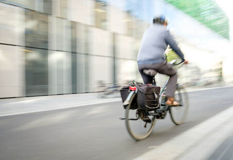 Bei einem Unfall in Remchingen wurde ein Pedelec-Fahrer schwer verletzt (Symbolbild).
