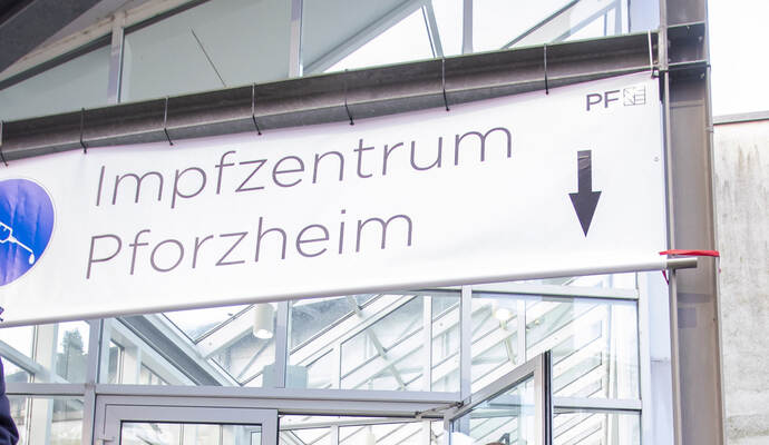 Impfstart Impfzentrum St Maur Halle