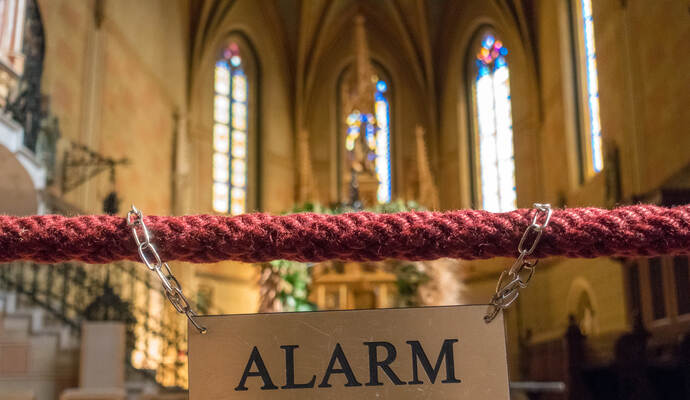 In einer Kirche in Mühlacker (Symbolbild) wurde der Opferstock geraubt.