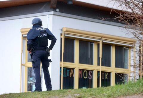 Amokalarm: Ein Großeinsatz der Polizei läuft derzeit an der Grund- und Werkrealschule in Remchingen-Singen.