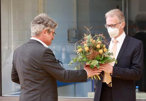 Die Wähler in Heimsheim haben mit 53,93 Prozent den amtierenden Bürgermeister Jürgen Troll (56) wiedergewählt.