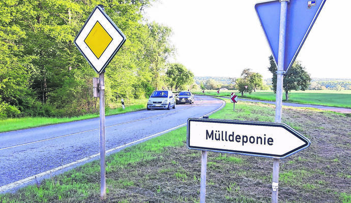 "Bei einem zu großen Andrang müssen wir das Entsorgungszentrum in Maulbronn vorzeitig schließen, also noch vor den bekannten Schließzeiten“" informiert Alexander Pfeiffer, Leiter des Amts für Abfallwirtschaft.
