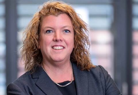 "Mit einem Lächeln würde ich sagen, es ist wie in einer Ehe, mal harmonisch liebevoll und auch mal herausfordernd. Wir feiern eben Goldhochzeit", sagt Birgit Förster, Bürgermeisterin von Niefern-Öschelbronn.