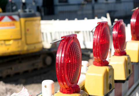 Wegen Bauarbeiten (Symbolbild) ist die Zeppelinstraße in Birkenfeld bis 11. Mai gesperrt.