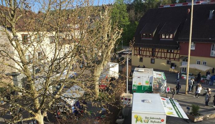 Der Abendmarkt in Ispringen ist noch sehr jung. Erst zweimal fand er statt.