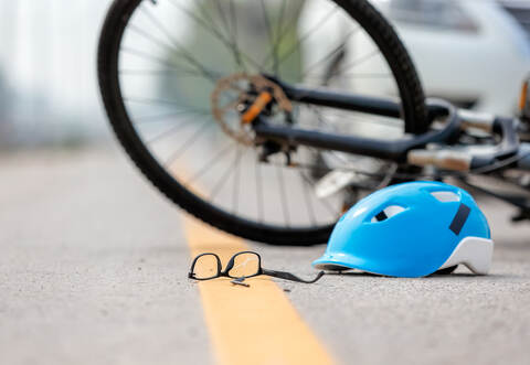 Ein Pedelec-Fahrer ist bei einem Unfall in Niefern schwer verletzt worden.