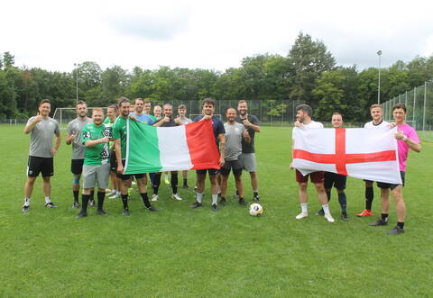 Wer wird Fußball-Europameister? Die Spieler des FSV Eisingen tippen auf Italien.