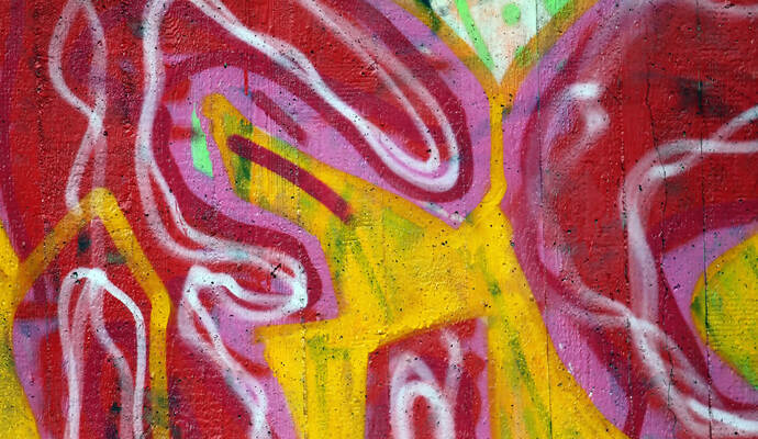 Farbschmiererein (Symbolbild) wurden an einer Knittlinger Schule entdeckt.