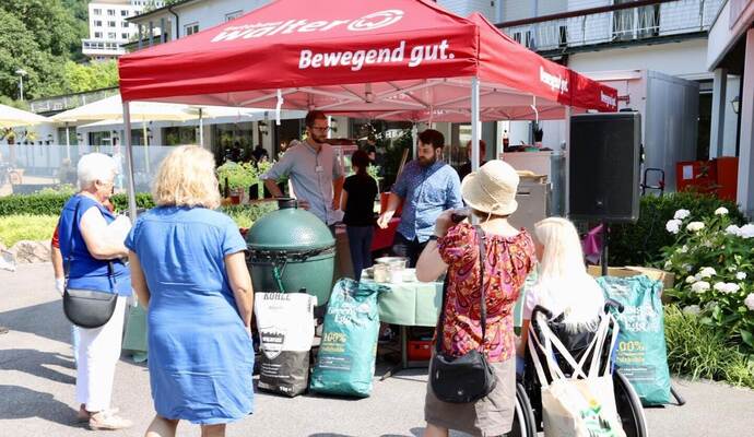 Reges Treiben herrscht am Samstag beim "Digitalen Aktionstag" in Bad Wildbad. Reges Treiben herrscht am Samstag beim "Digitalen Aktionstag" in Bad Wildbad.