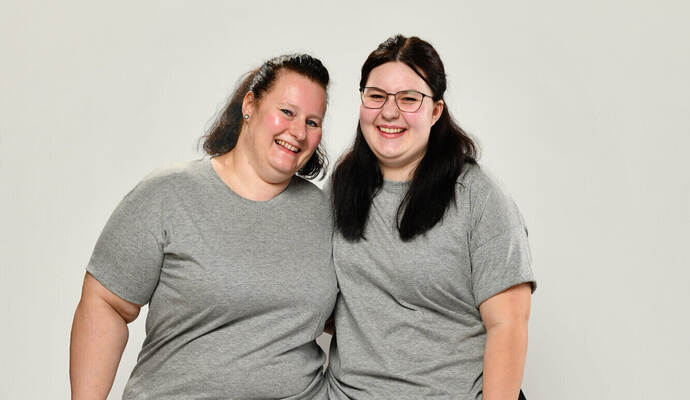 Birgit (links) und Fabienne aus Straubenhardt-Conweiler haben innerhalb einer Woche 6,8 Kilo abgespeckt – zu wenig, um eine Runde weiter zu kommen. Birgit (links) und Fabienne aus Straubenhardt-Conweiler haben innerhalb einer Woche 6,8 Kilo abgespeckt – zu wenig, um eine Runde weiter zu kommen.