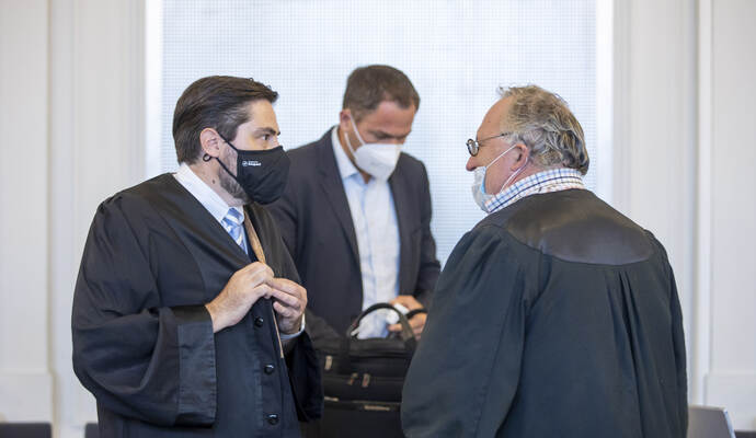 Auftakt Mordprozess Landgericht Karlsruhe