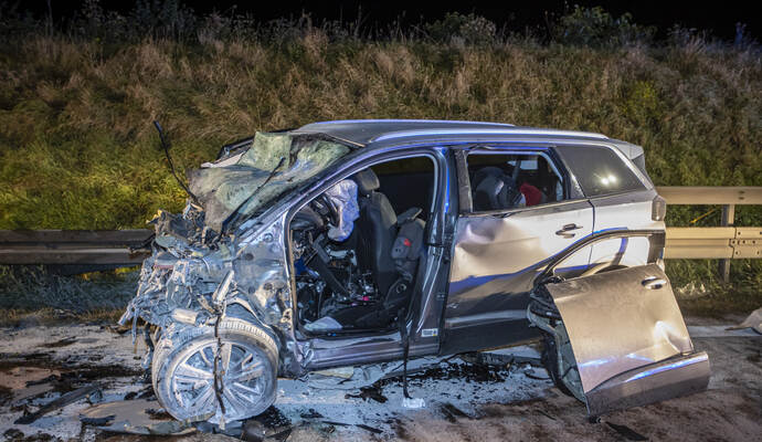 Schwerer VU BAB A8 PF-Ost Falschfahrer
