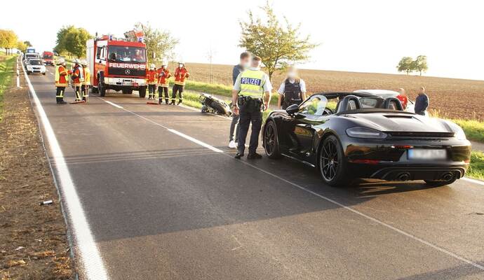 Neuhausen: Verkehrsunfall mit Motorrad alleinbeteiligt - Fahrer schwer Verletzt