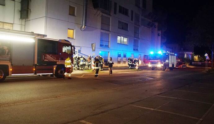 Birkenfeld: Ein Gefahrgut Alarmierung sorgt fuer einen Grosseinsatz der Feuerwehr