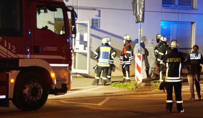 Birkenfeld: Ein Gefahrgut Alarmierung sorgt fuer einen Grosseinsatz der Feuerwehr