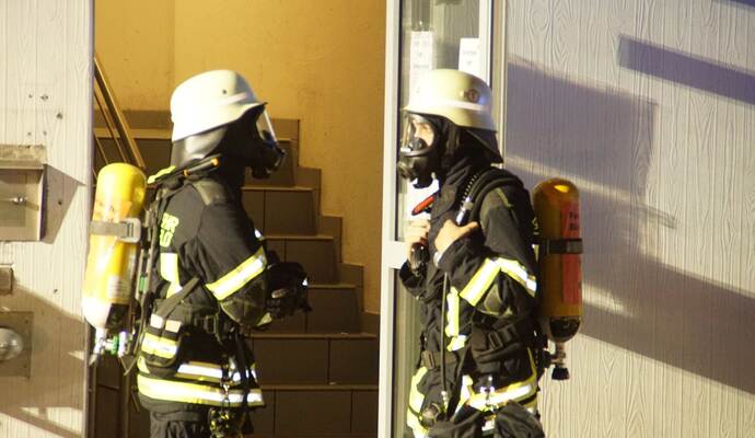 Birkenfeld: Ein Gefahrgut Alarmierung sorgt fuer einen Grosseinsatz der Feuerwehr