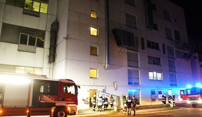Birkenfeld: Ein Gefahrgut Alarmierung sorgt fuer einen Grosseinsatz der Feuerwehr