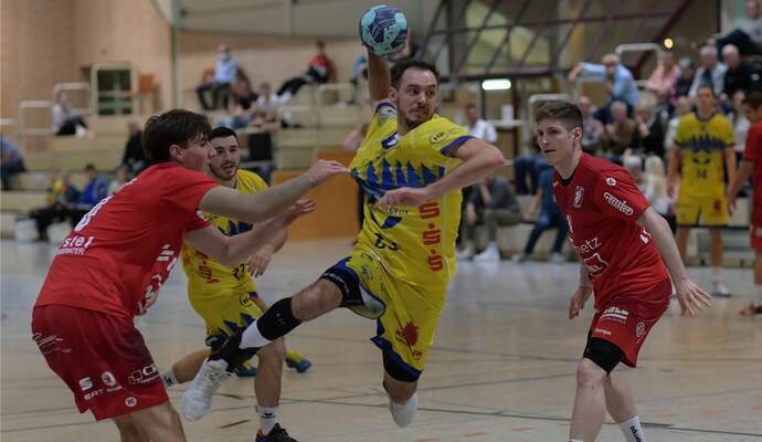 Wieder zu Hause am Ball: Felix Kracht hat mit dem HCN seit einem Jahr kein Spiel mehr in Neuenbürg bestritten.