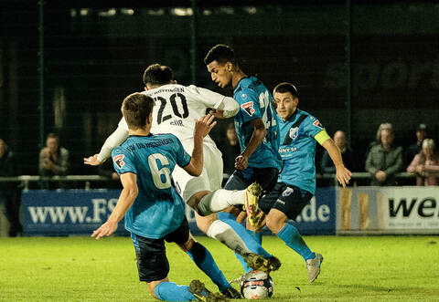 FSV Bietigheim-Bissingen vs. FC Noettingen, Fussball, Oberliga, 12. Spieltag, Spielzeit 2021/2022, 08.10.2021