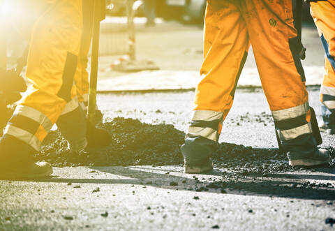 Die B294 ist eine lange Zeit einseitig gesperrt gewesen. Ab Freitag, 13. Oktober, soll sie, sofern die Wetterprognosen zutreffen, wieder befahrbar sein.