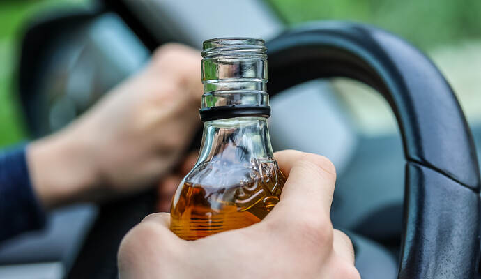 Die Polizei kontrollierte am Mittwoch in der Früh einen 47-jährigen Mann, der mit 1,6 Promille Alkohol im Blut Auto gefahren ist