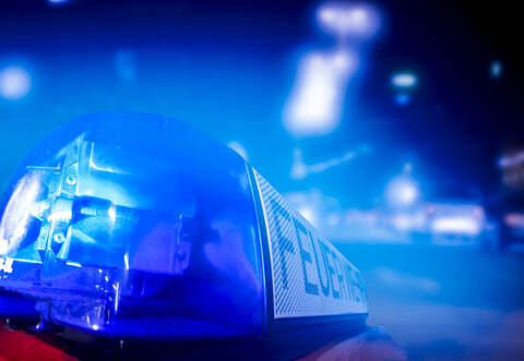 Die Feuerwehr musste am Mittwochabend in Friolzheim wegen eines brennenden Baggers ausrücken.