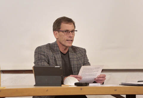 Dass er im nächsten Jahr nicht für eine vierte Amtszeit bewerben wird, hat  Mönsheims Bürgermeister Thomas Fritsch am Donnerstag dem Gemeinderat berichtet.